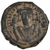 Tibre II Constantin, Follis