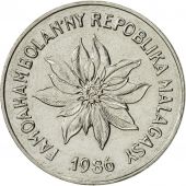 Madagascar, 2 Francs, 1986, Paris, AU(55-58), Stainless Steel, KM:9